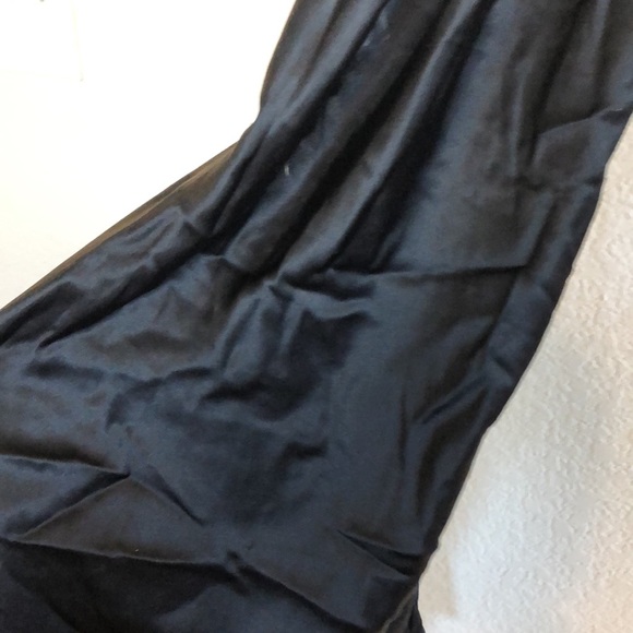 AMANDA UPRICHARD Claudia Mini Dress In Black silk - Picture 8 of 13